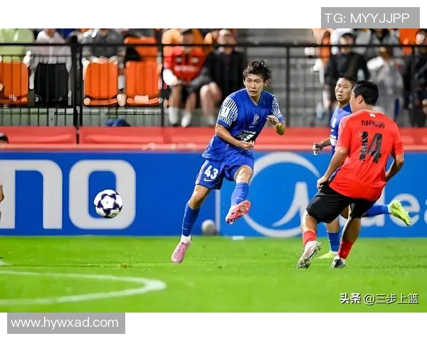 2016年申花与上港精彩对决回顾新浪全程报道赛事亮点与精彩瞬间