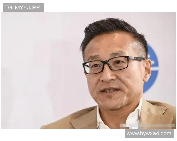 李安：从台北到好莱坞的华人导演传奇与电影艺术的跨文化探索