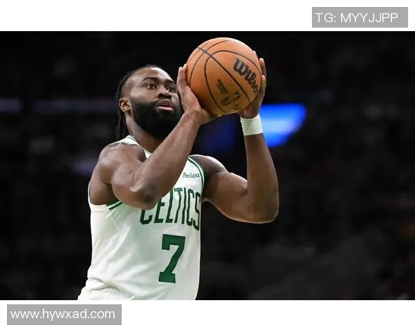 杰伦布朗在NBA赛场上的成长与突破之路探讨 杰伦布朗在NBA赛场上的成长与突破之路探讨