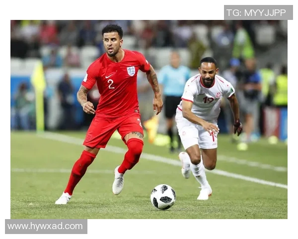 突尼斯与英格兰足球对决精彩回顾与战术分析